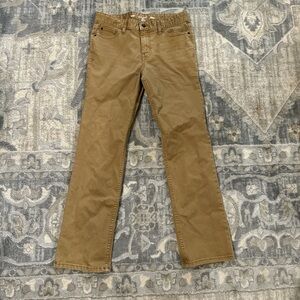 khaki pants